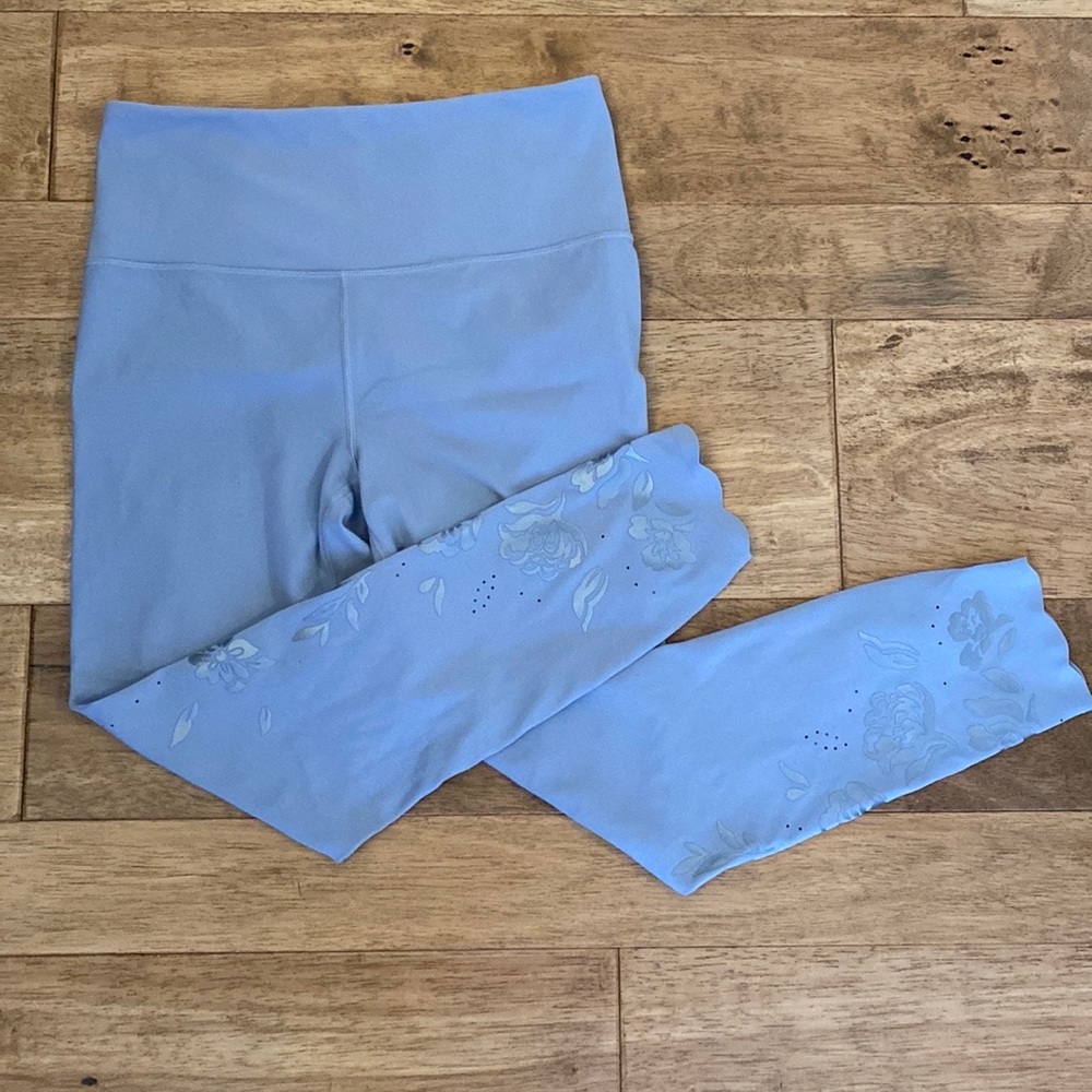 Athleta Leggings light blue 7/8 length size small